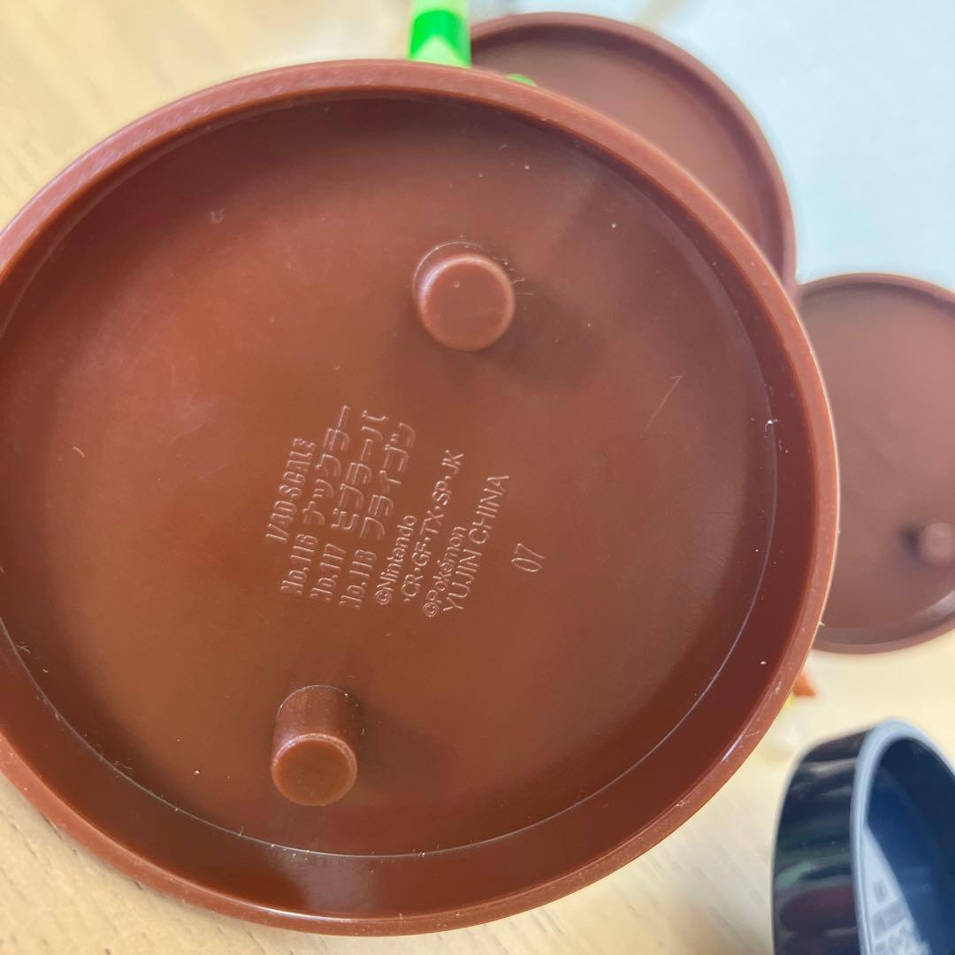 立体ポケモン図鑑　フィギュア　レア