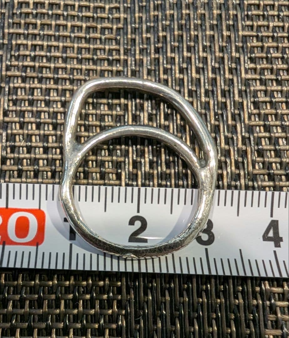 IOSSELLIANI イオッセリアーニ 8連リング パズルリング（7本のみ