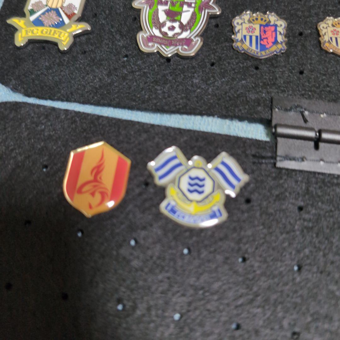 jリーグクラブ エンブレムピンバッジ セット売り - メルカリ