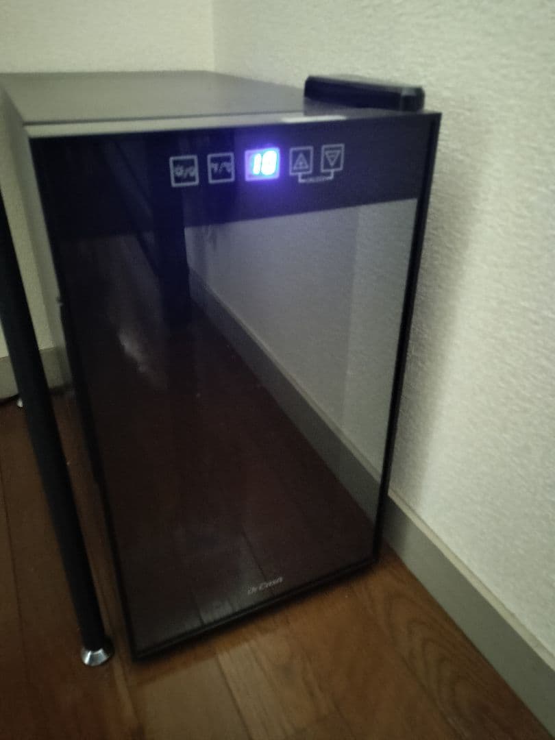 ワインセラー　温度調節可能 2温度 日本酒＆ワインセラー 氷温M5 ホワイト GX38DM525-RH-W [38本