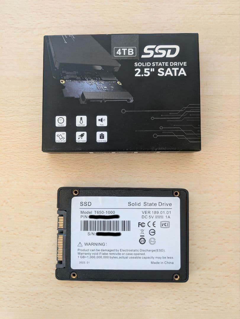 SSD 2.5インチ SATA Blue 4TB？現状品 (ジャンク扱い)