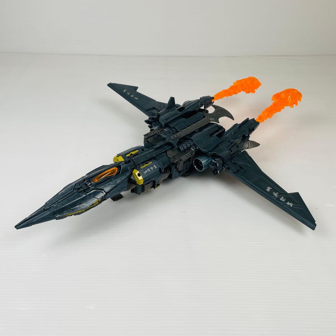 トランスフォーマーキャリバーオプティマスプライム　ブラックアウト