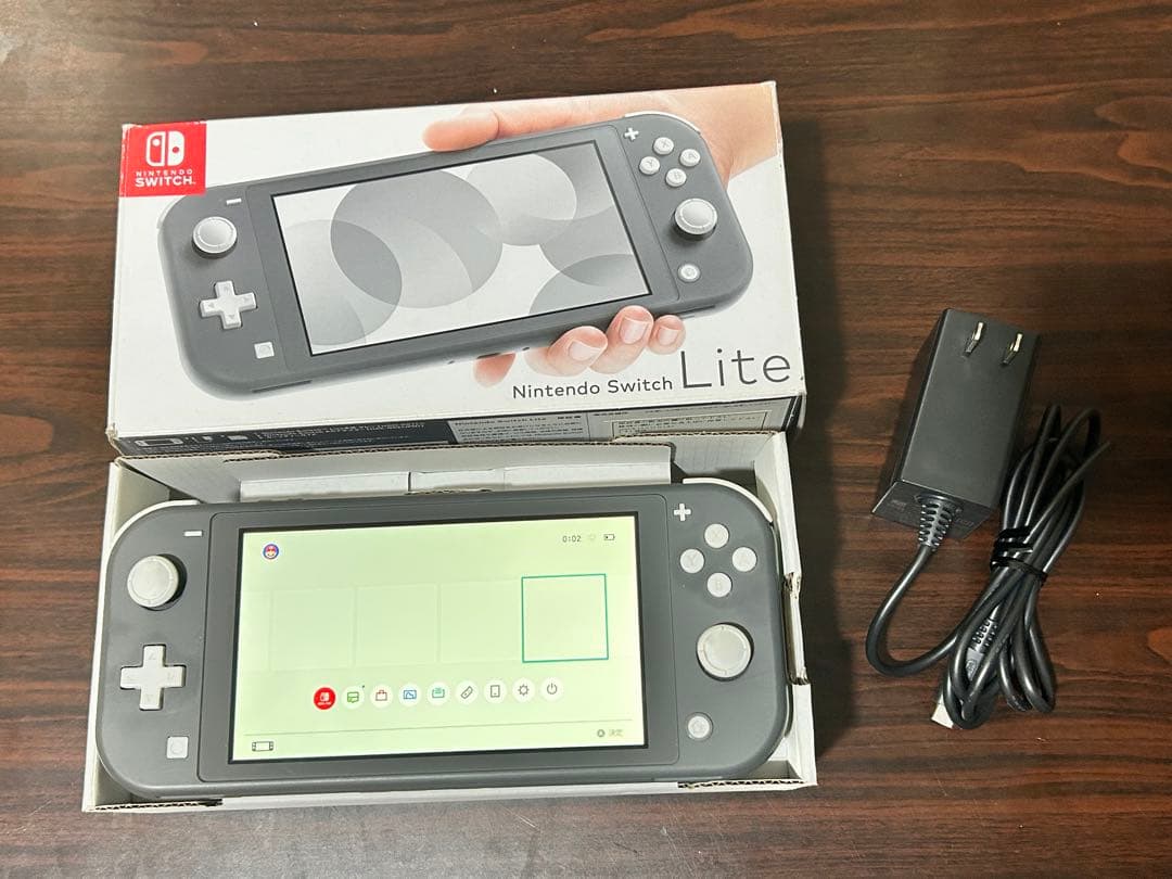 動作品・付属品付き】 ニンテンドー Switch LITE ライト グレー - メルカリ
