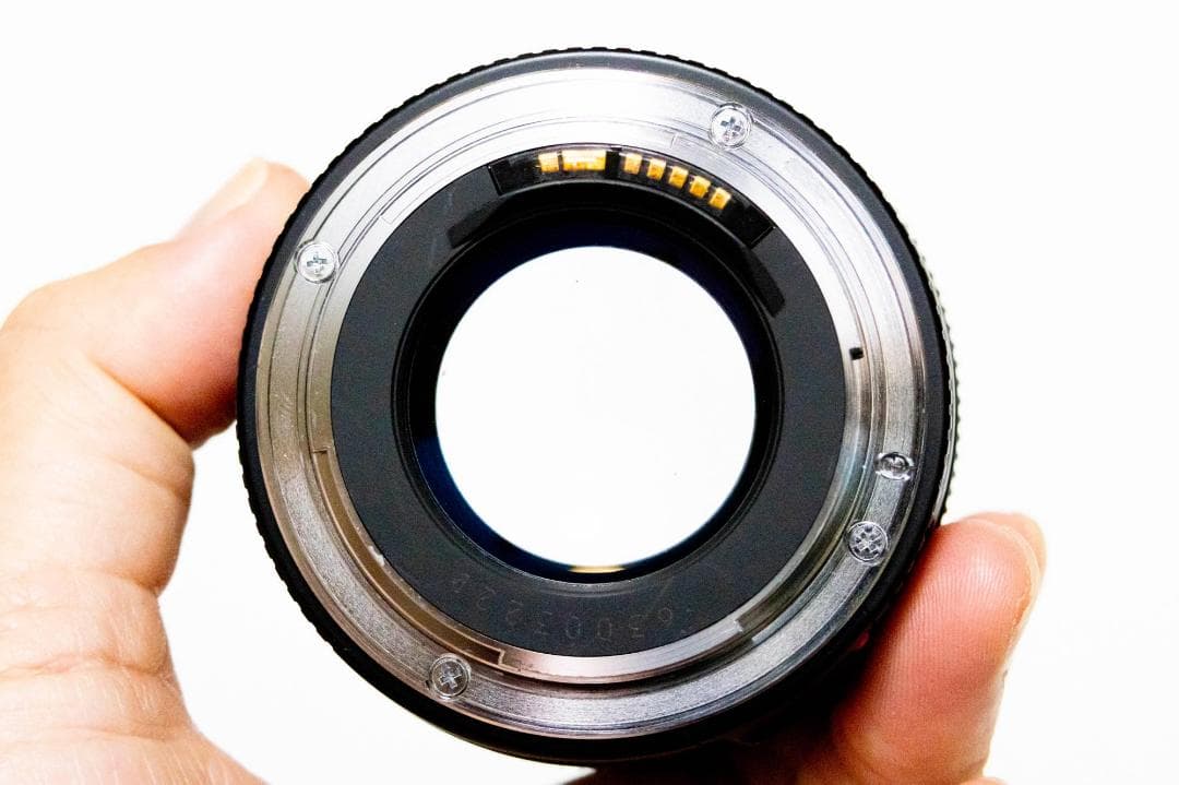 Canon キヤノン EF85mm F1.8 USM（保護フィルター付）｜実用品