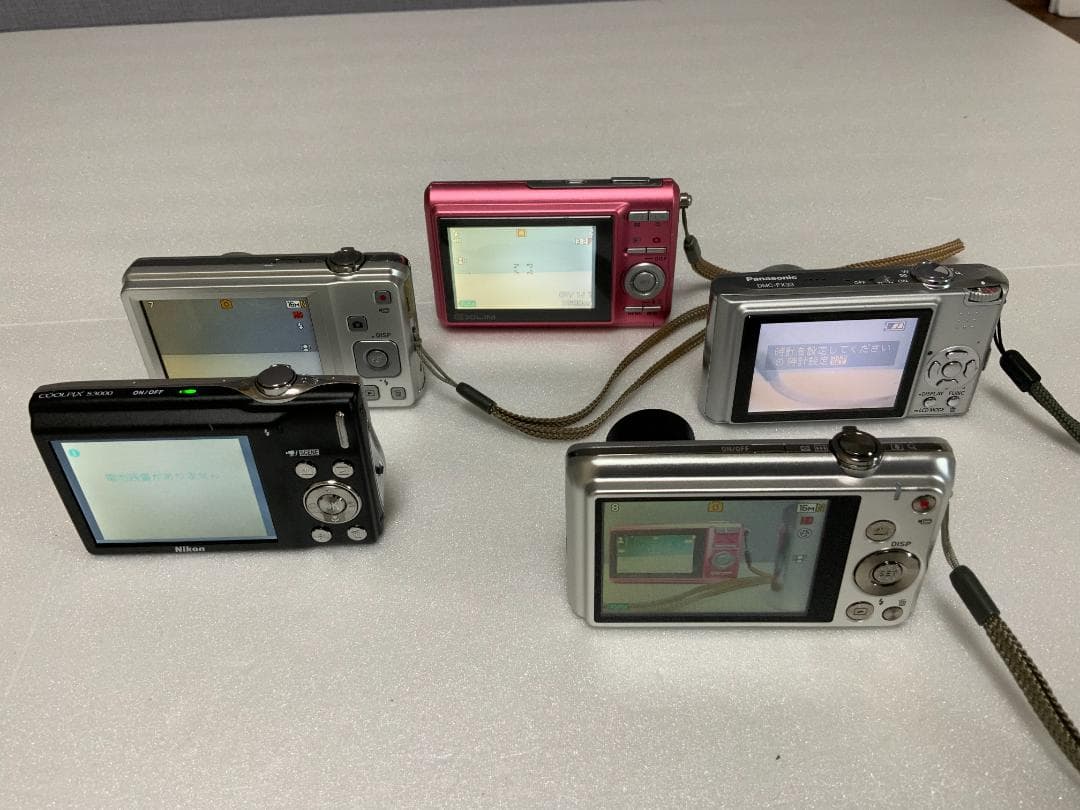コンパクトデジタルカメラ《コンデジ》元箱付き６台まとめ売り（ジャンク品）