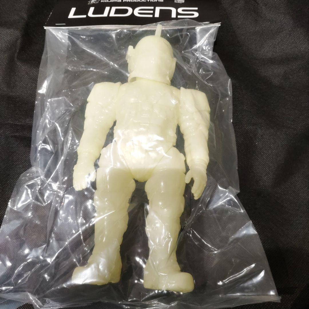 TGS2024 コジプロ ルーデンス ソフビ 蓄光ver. メディコムトイ TGS2024 コジプロ ルーデンス ソフビ 蓄光ver. メディコムトイ