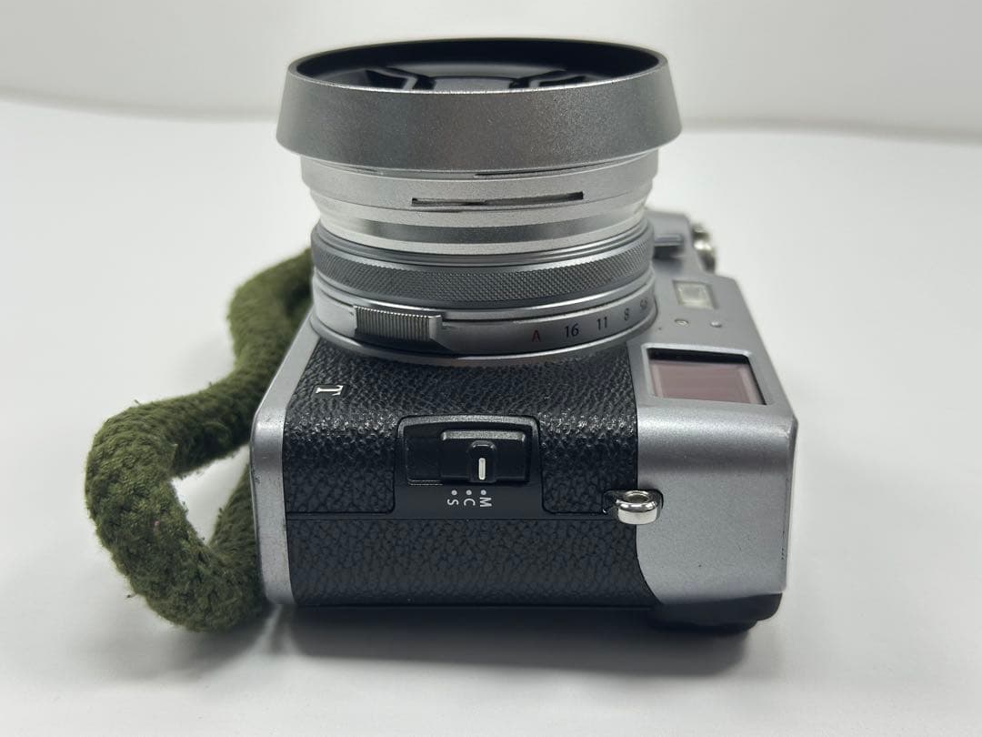 Fujifilm X100T シルバー ショット数9300回