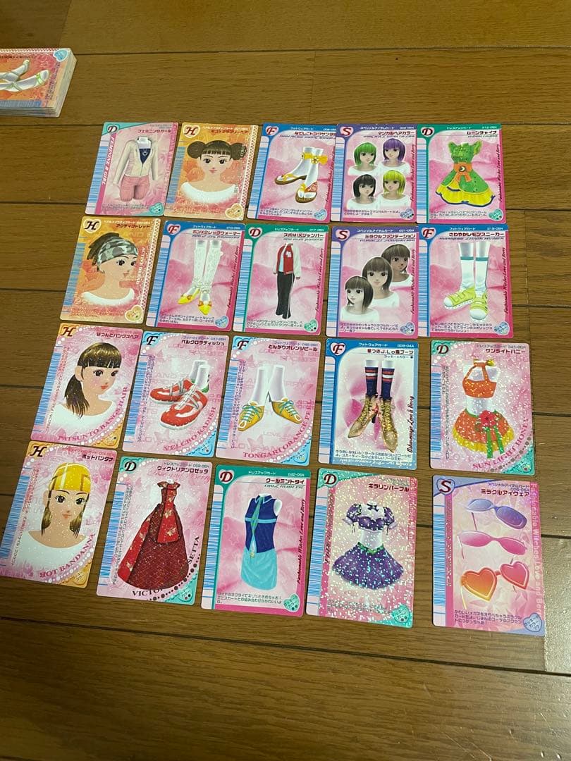 ラブandベリー カード 96枚 オシャレまほうカード風メタリックプラカードは全34種！『オシャレ魔女