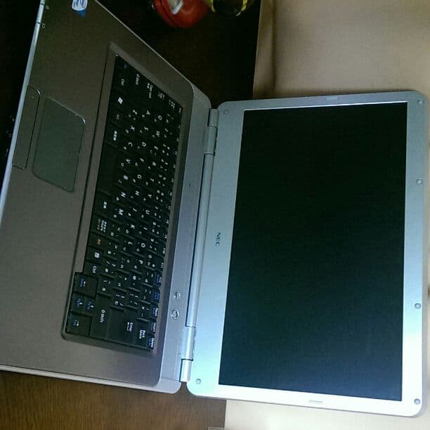 激安ノートPC 29,800円の格安14.1型フルHDノートがツクモから、Windows 10 Pro搭載