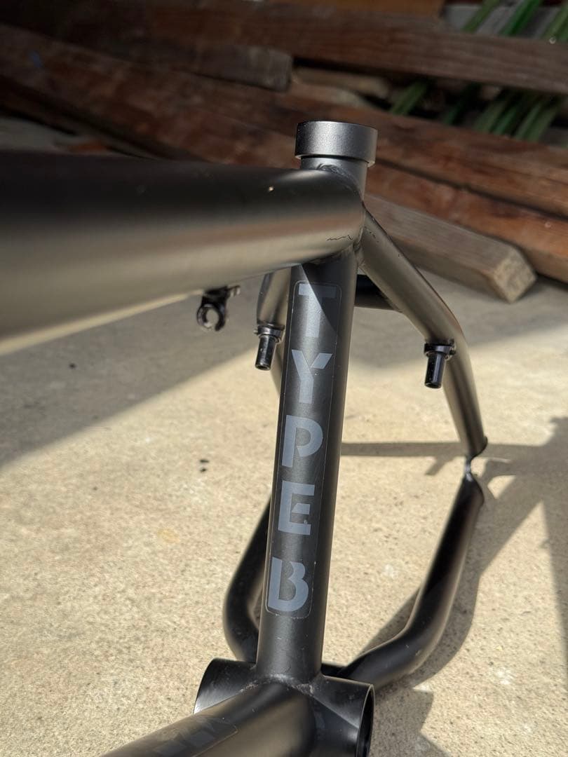 値下】Fiend typeB フレーム[TT20.75 /CS12.75 ] | 激安通販のイーサプライ