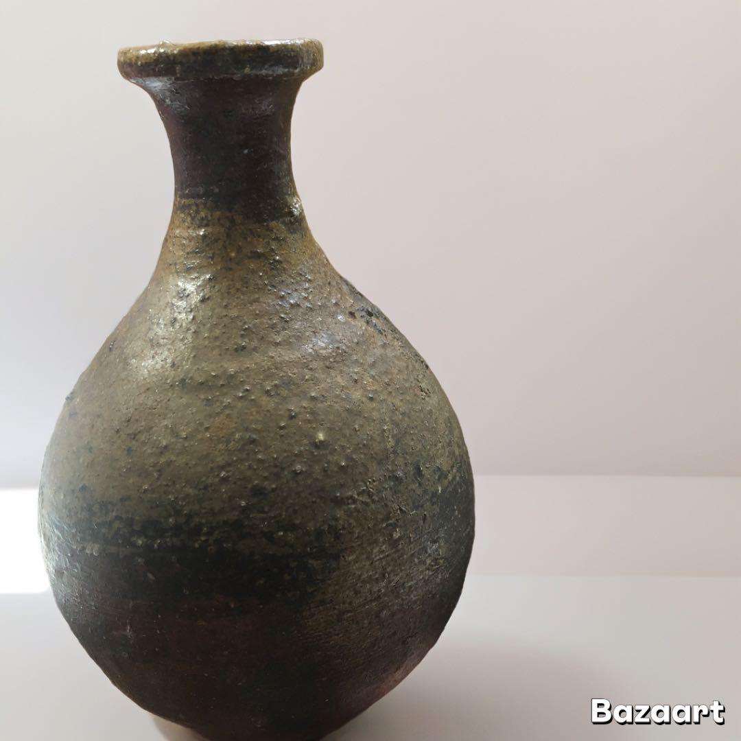 備前焼】森陶山 作 徳利 / とっくり / 酒器 荒々しい窯変 共箱付き