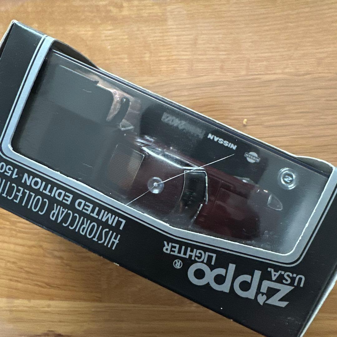 Nissan Fairlady 240Z 1:43モデルカーとZippo