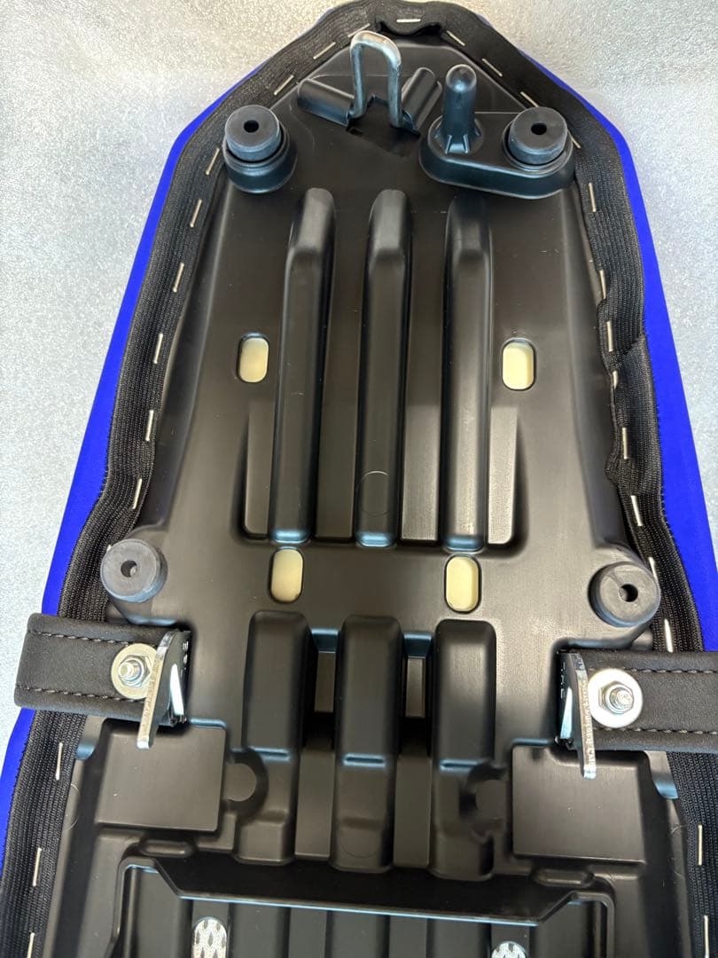 YAMAHAテネレ700 2025純正ローダウンシート - メルカリ