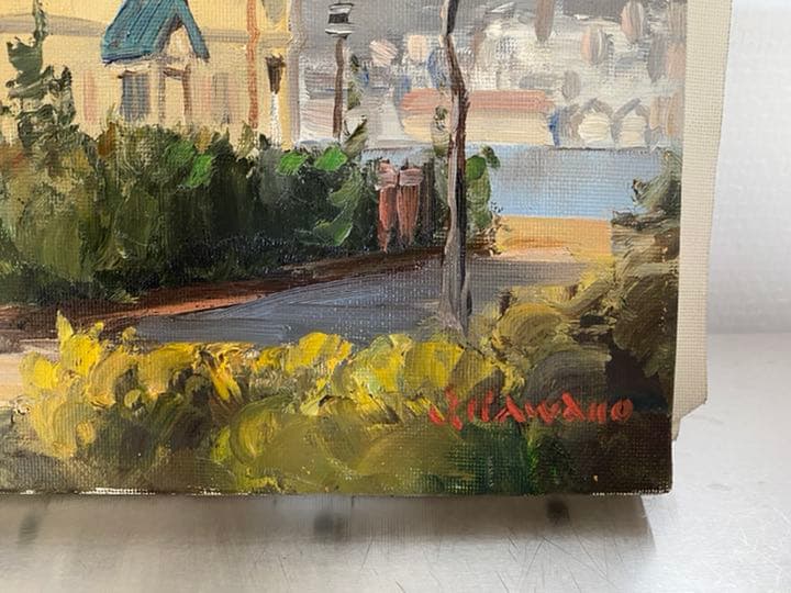 額無しでよろしければ6,000円引きで！油絵はF4と書いてます。