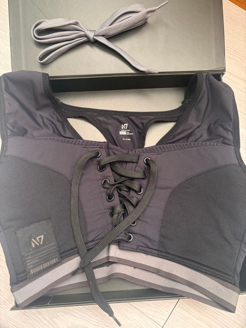 N7 スポーツブラ ブラック レースアップ - メルカリ