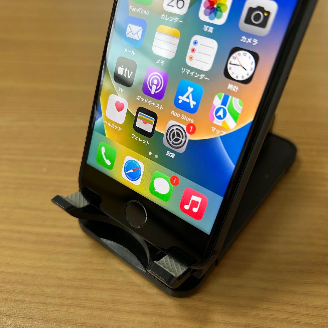 iPhone 8 64GB SIMフリー スペースグレイ docomo 中古 良品】iPhone8