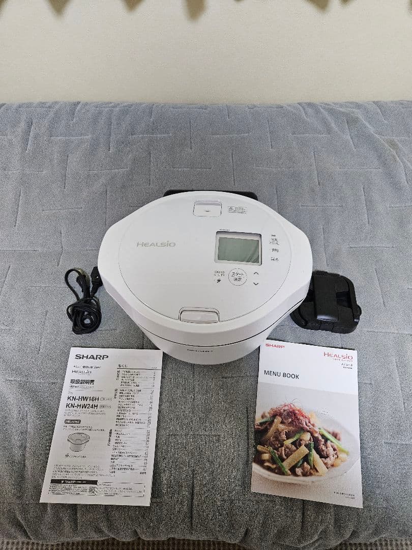 SHARP　ヘルシオ　ホットクック　KN-HW24H　2024年製 KN-HW24H | ヘルシオ ホットクック：シャープ