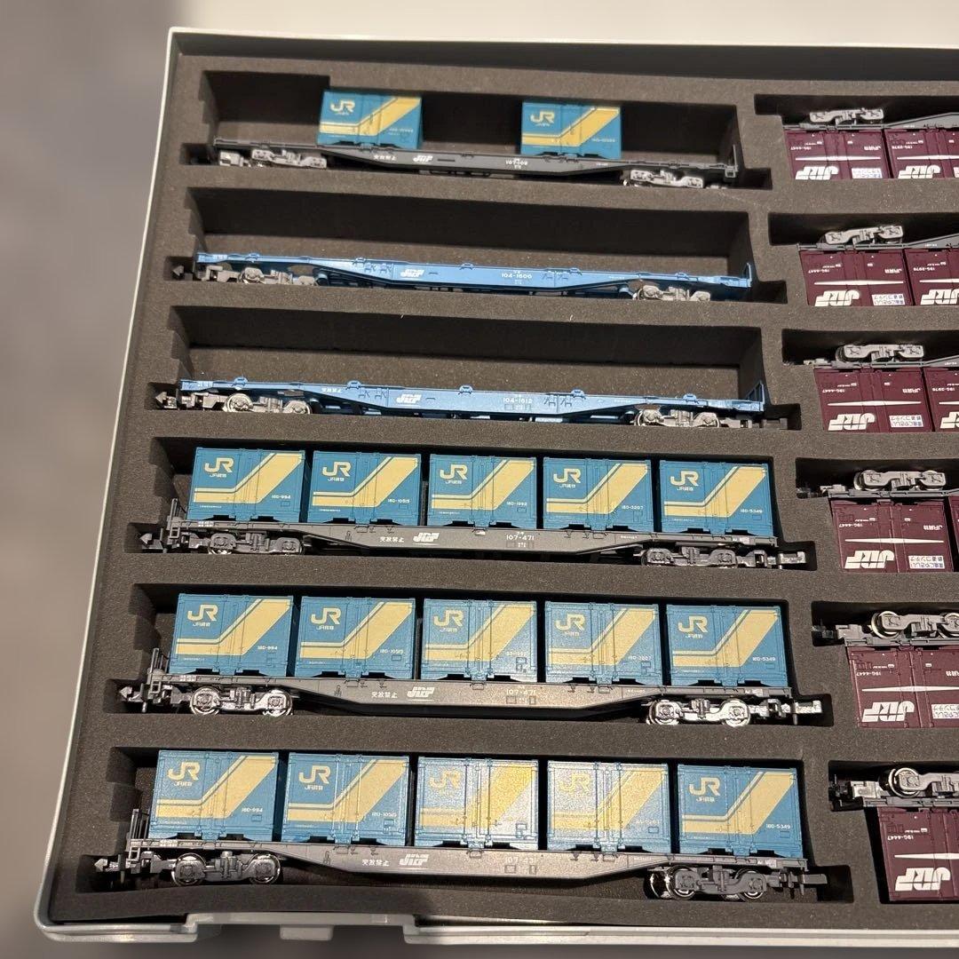 た*ち様 TOMIX KATO コキ104 コキ107 計12両、コンテナ47個 - メルカリ