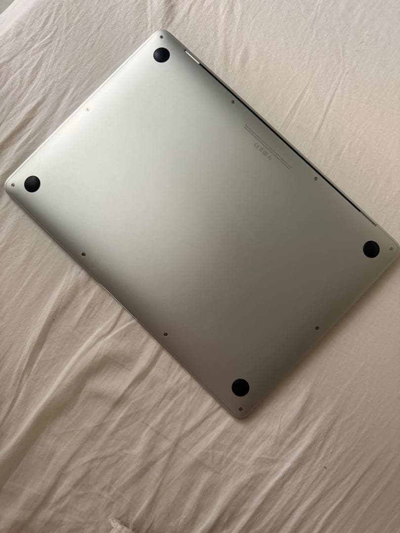 シルバー MacBook AIR 2020 ジャンク品 - メルカリ