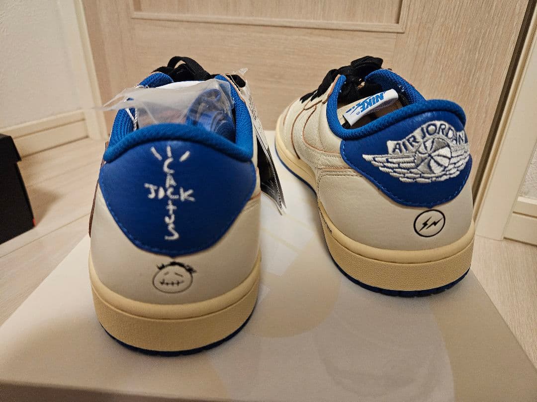 トラヴィス フラグメント エアジョーダン1low 28.5cm