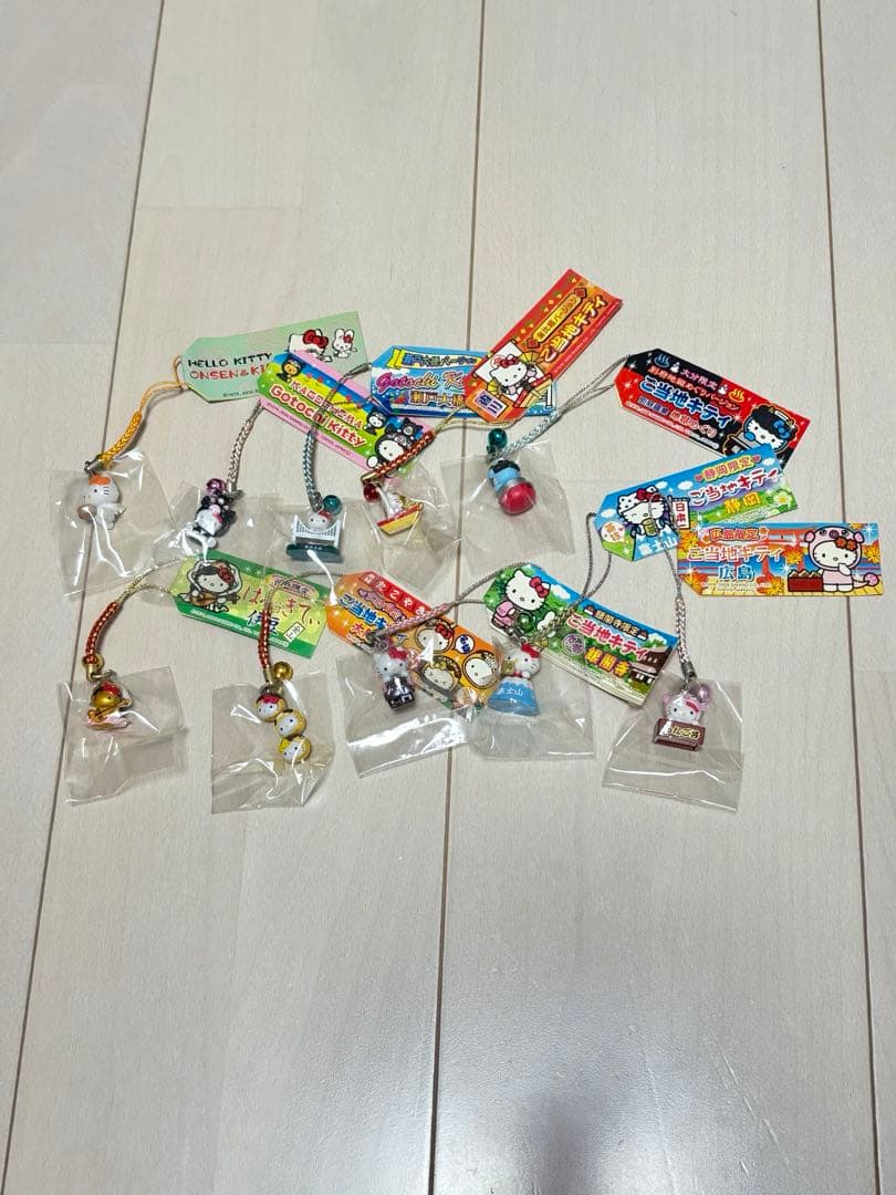 【平成】ご当地キティ　ストラップ❗️