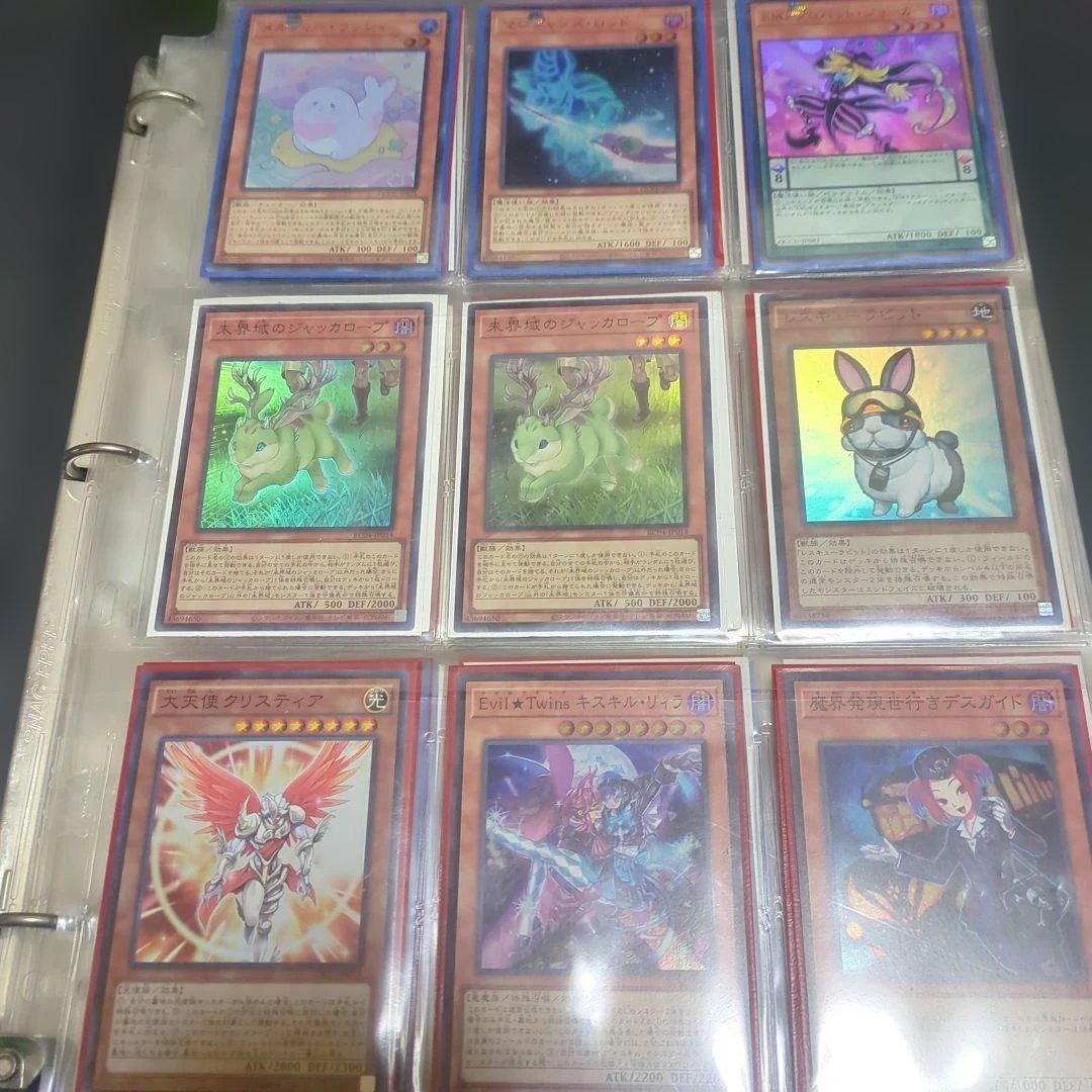 遊戯王まとめ売り キャラクタースリーブ・プレイマット付き画像以外のカードあり。