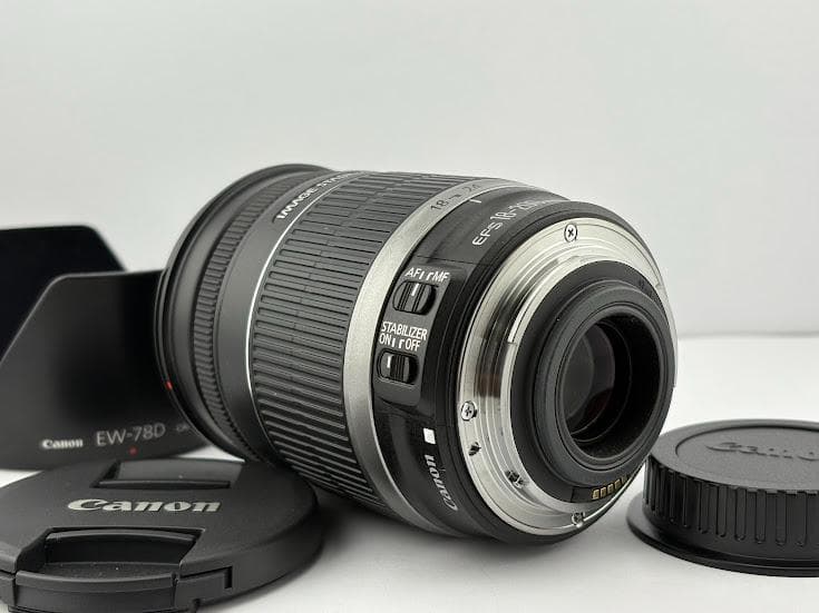 ★極上美品★キヤノンCANON EF-S18-200mm F3.5-5.6 IS