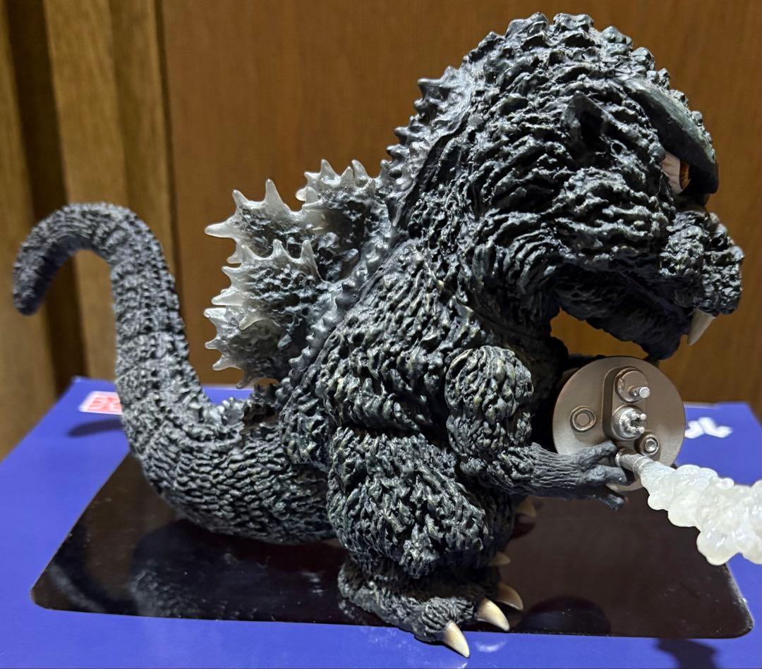 デフォリアル ゴジラ(1984) 発光Ver.