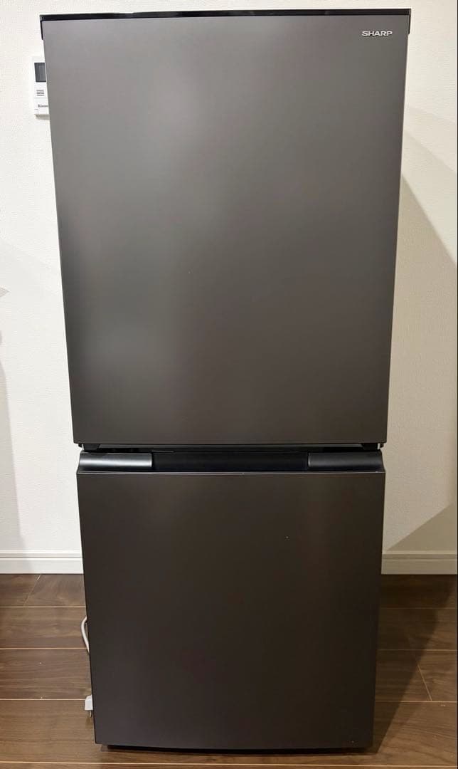 シャープ ノンフロン冷凍冷蔵庫 SJ-D15P-H 単身用 SJ-D15P | 冷蔵庫：シャープ