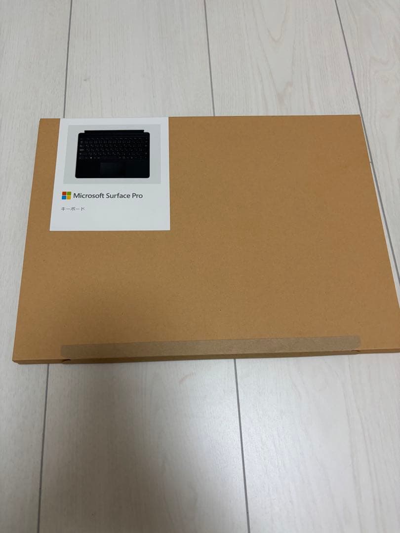 【新品未開封】Surface Pro キーボード ブラック QJX-00019 Amazon.co.jp: マイクロソフト Surface Pro キーボード/ブラック QJW