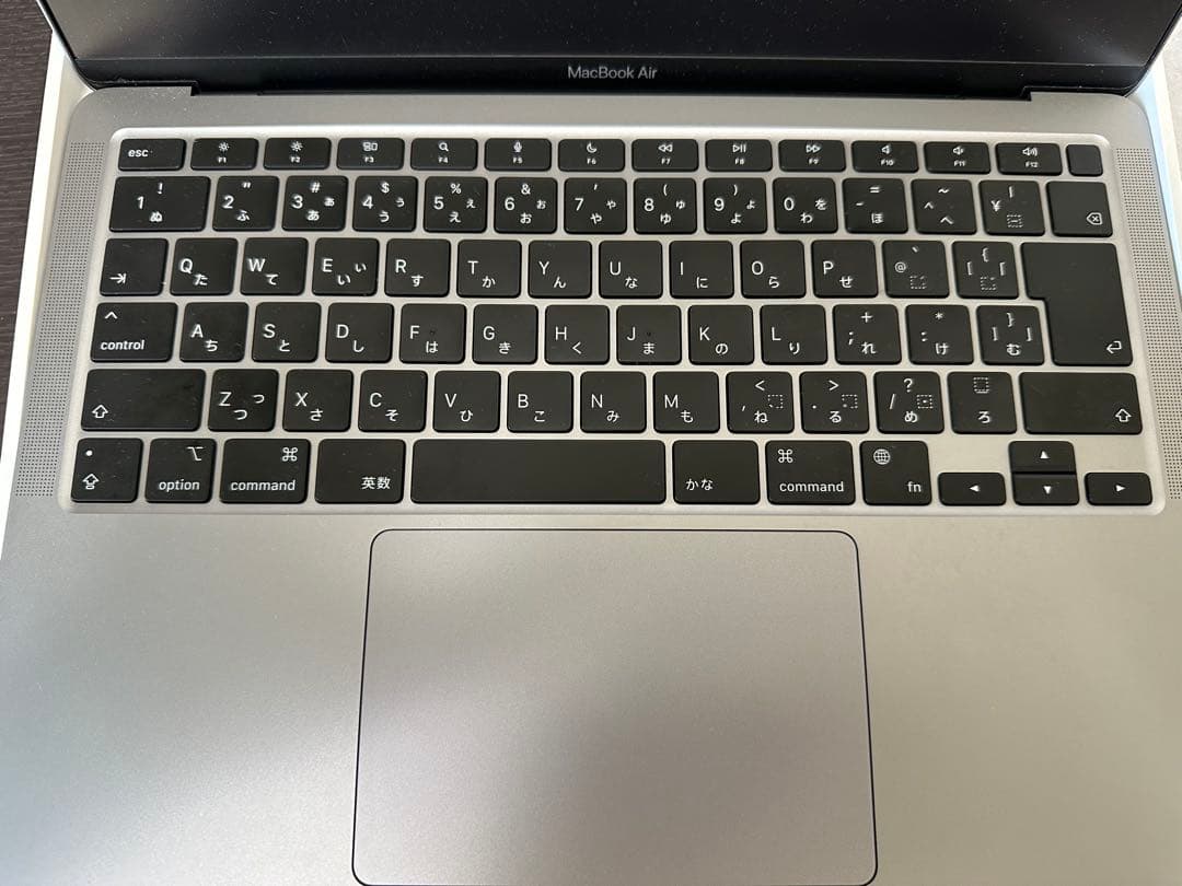 極美品】バッテリー100%・回数 32回 MacBook Air - メルカリ