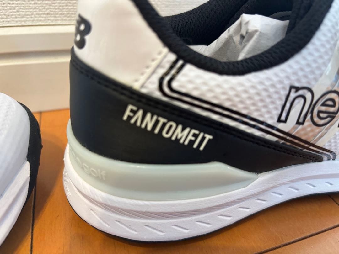 未使用‼️New Balance ゴルフシューズ 女性用 ホワイト　22.5cm