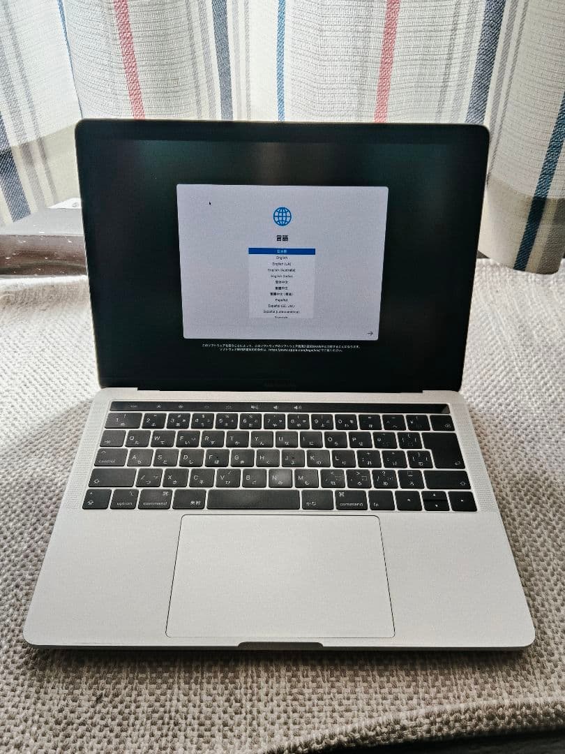 MacBookPro13 2019年 Corei5 8GB 256GB シルバー MacBookPro 13インチ Touch Bar搭載モデル[2019年/SSD 256GB/メモリ