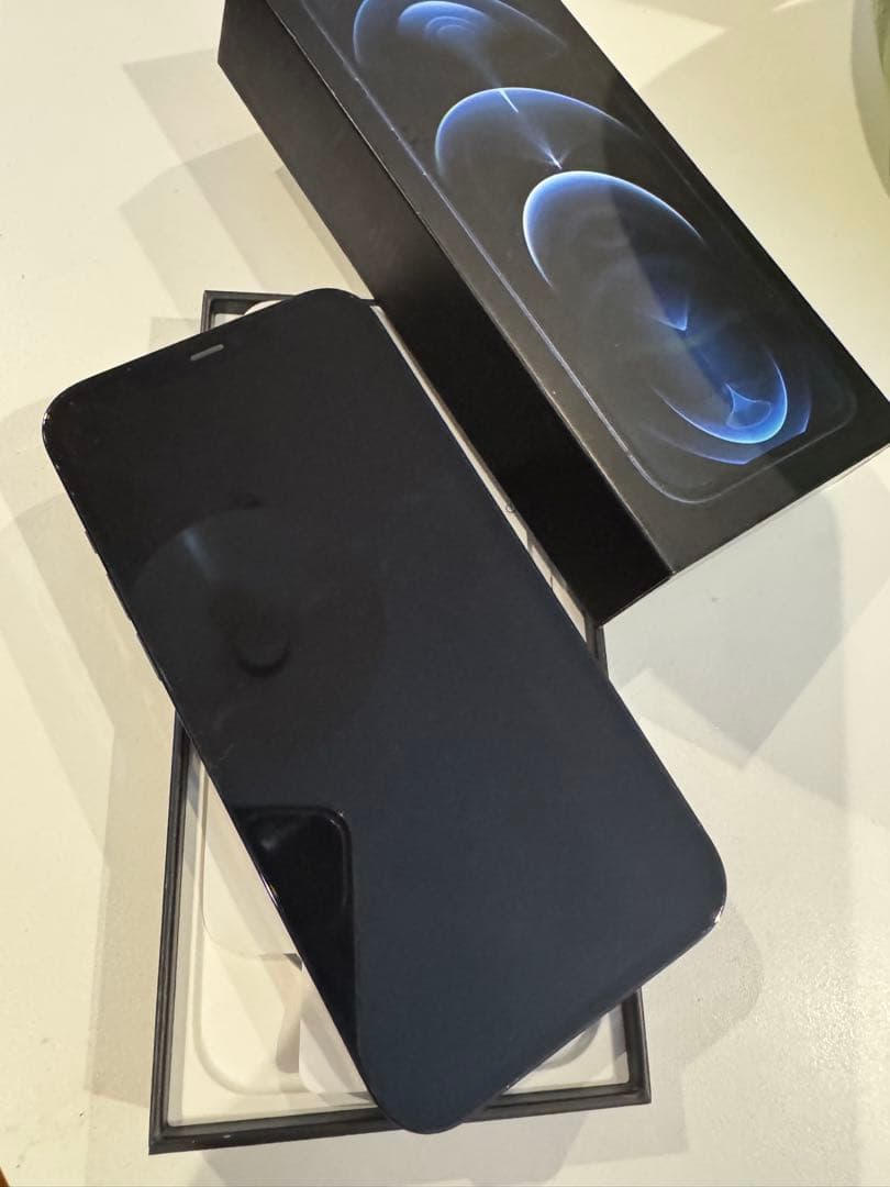 携帯電話本体 Apple iPhone 12 Pro Max 256GB Amazon.com: Apple iPhone 12 Pro Max 5G, US Version, 256GB, Silver