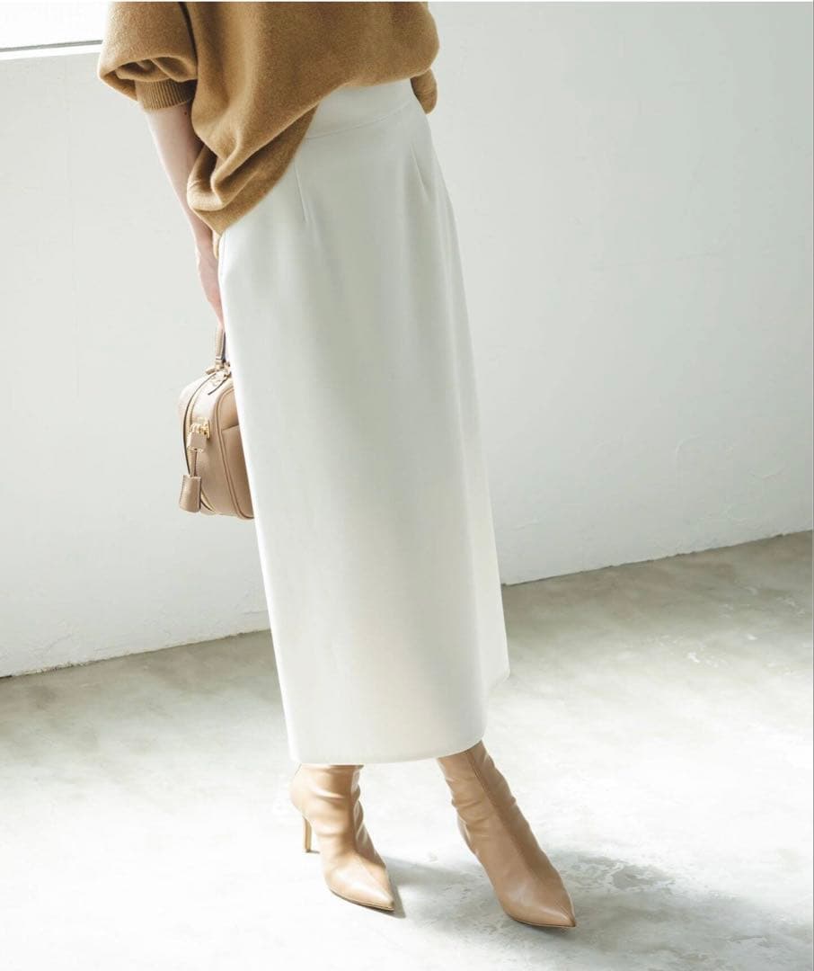 ノーブル　ジャージーライクカラータイトスカート ホワイト　38 NOBLE（ノーブル） スカート 「追加」ジャージーライクカラータイト