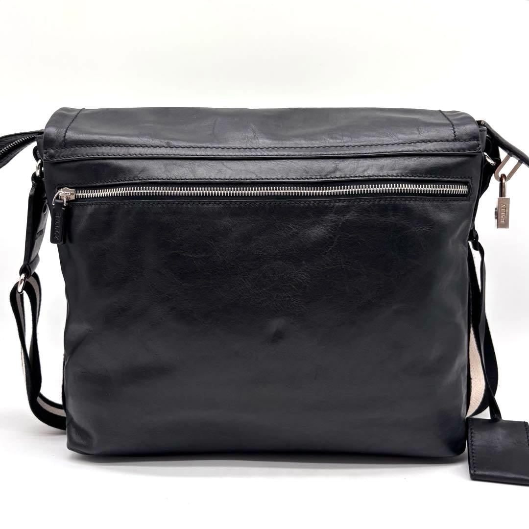 ✨良品✨バリー メッセンジャーバッグ トレスポ A4可 レザー 南京錠