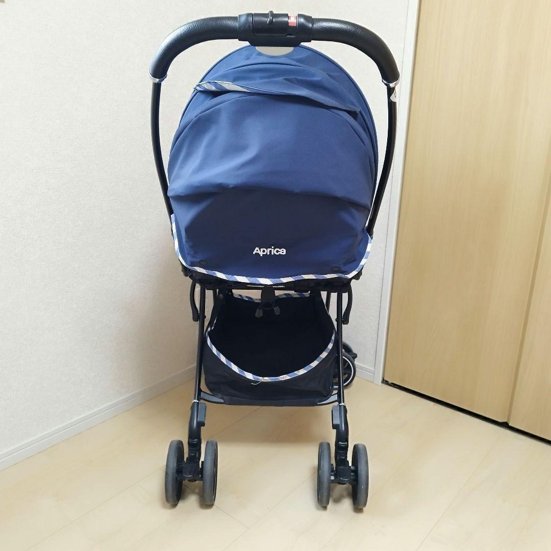 美品 アップリカ ラクーナエアーAC レザー調ハンドル マリンボーダー