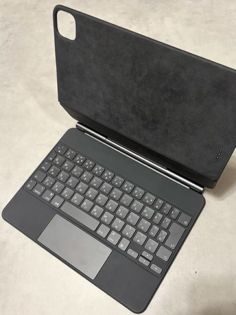 Apple iPad Magic Keyboard ブラック MXQT2J/A Apple Magic Keyboard MXQT2J/Aをレビュー！クチコミ・評判をもとに