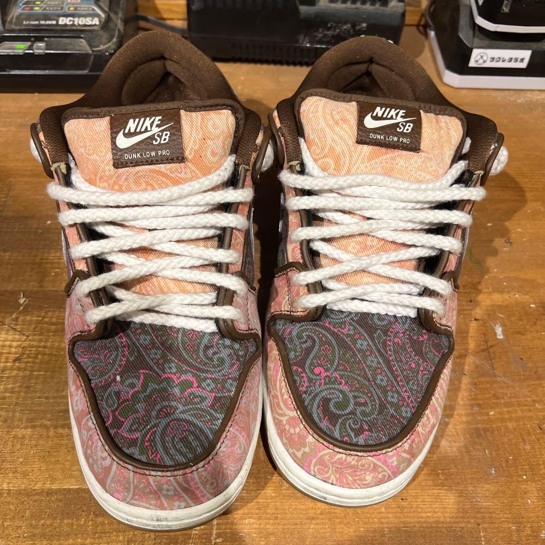 Nike Dunk Low Pro スニーカー ピンク・ブラウン黒 ペイズリー柄