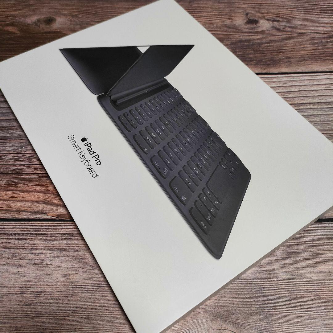 iPad9/8/7世代用Smart Keyboard 超美品 iPad（第7世代/第8世代/第9世代）/iPad Air（第3世代）用Smart