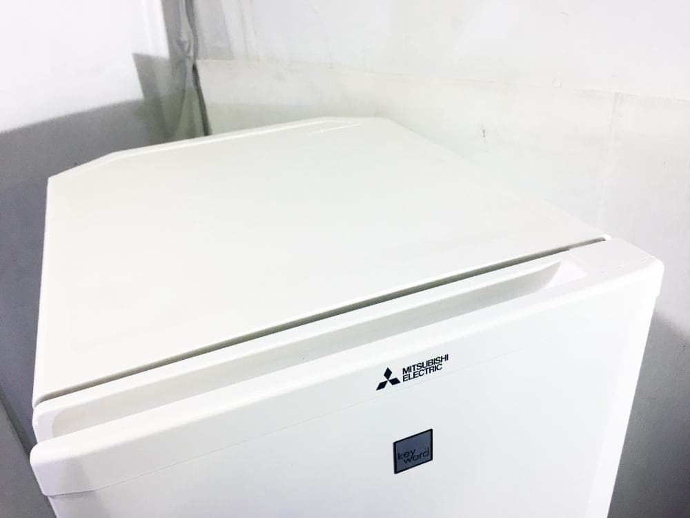 ☆2018☆美品 中古☆三菱 146L 冷蔵庫【MR-P15EC-KW】Q242 - メルカリ