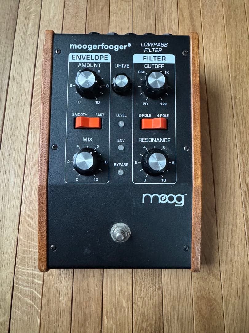 ギター moogerfooger Lowpass Filter MoogerFooger MF-101 Lowpass Filter / 純正アダプター付属【USED