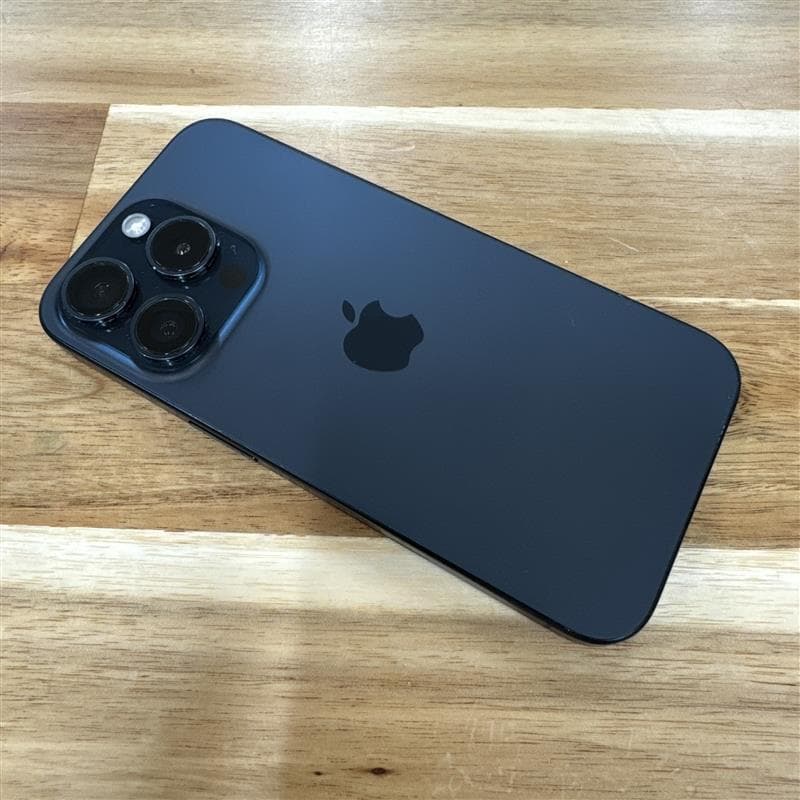 [不良なし] iPhone 15 pro｜256gb｜SIMフリー Apple iPhone 15 Pro 256GB SIMフリー [ホワイトチタニウム] 価格比較