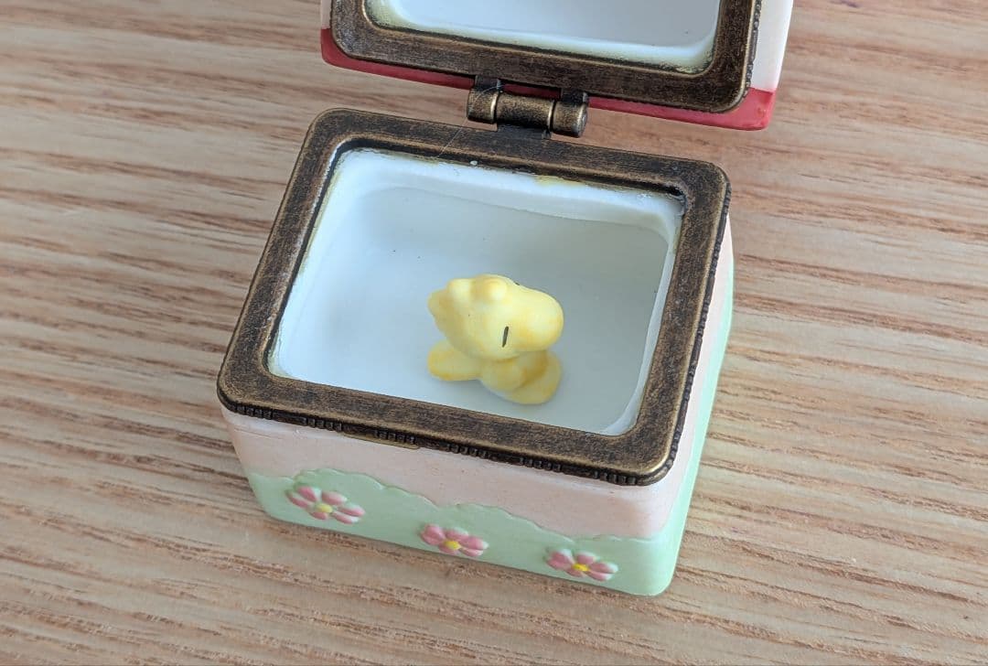 ファミリア ピーナッツ スヌーピー トレジャーボックス ドッグハウス