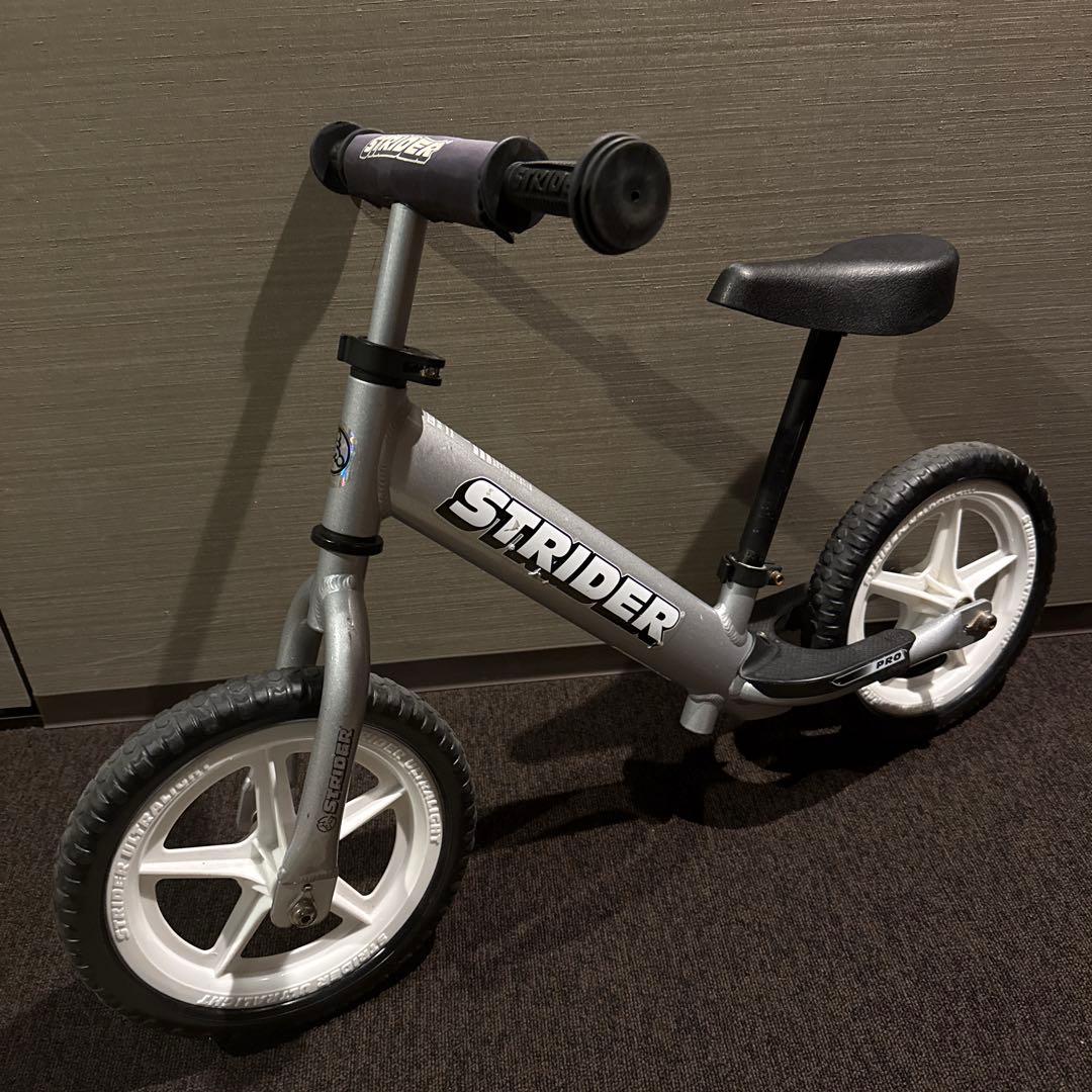 再値下げ！STRIDER PROバランスバイク シルバー Strider 12” Pro Bike, Silver - No Pedal Balance Bicycle for Kids 1