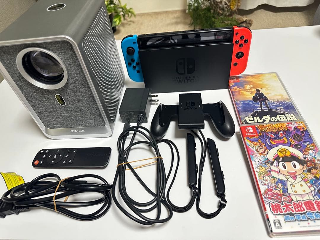 Nintendo Switch 本体+ソフト+プロジェクター 120インチの大画面でプレイ！世界初！？のゲーム機対応マルチ
