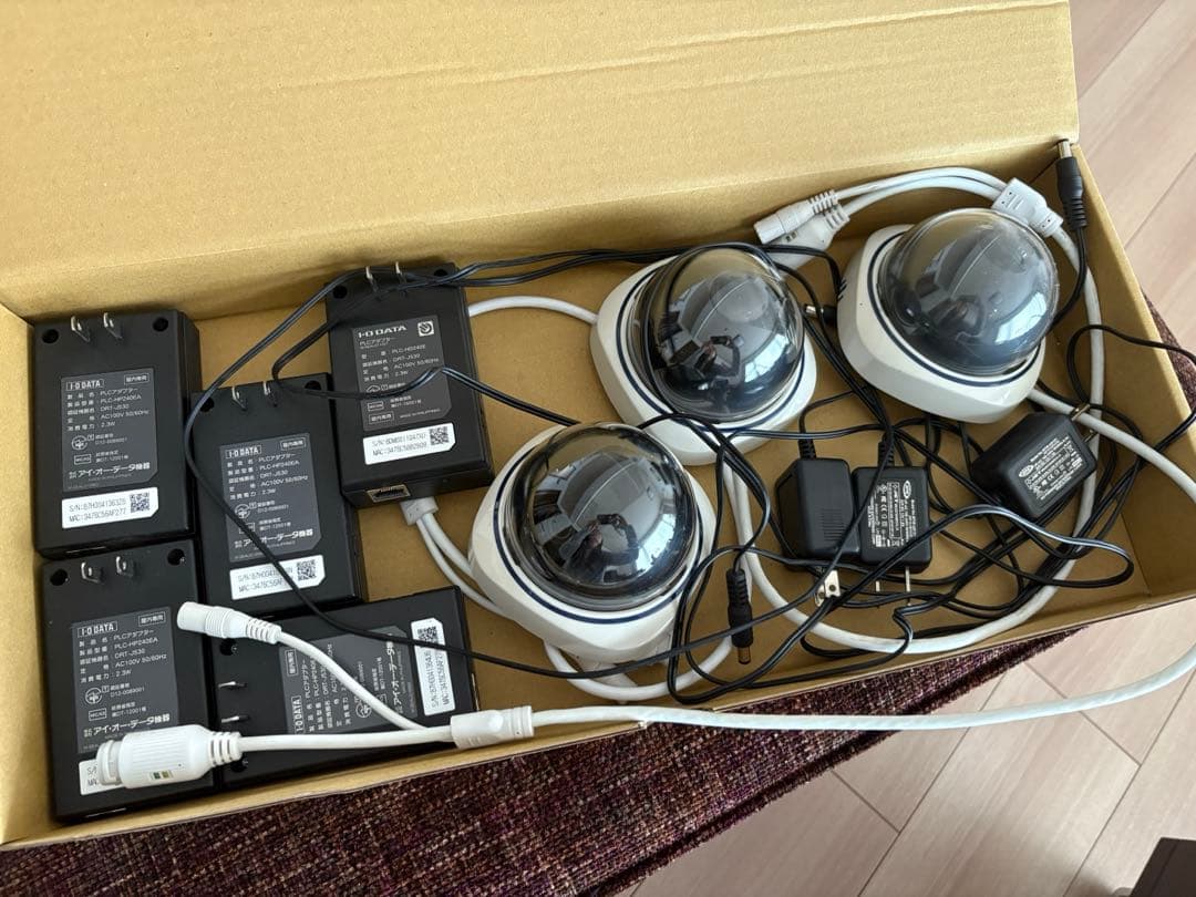 I-O DATA PLCアダプターとIPカメラのセット PLC-ET/MWシリーズ コンセント直結型PLCアダプター | アイ・オー