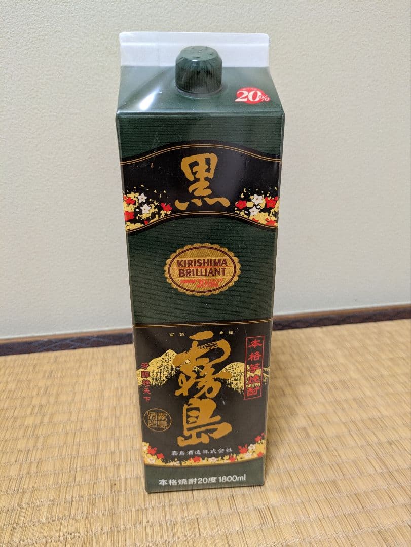 黒霧島　20度　1800ml　6本 Amazon.co.jp: 黒霧島 20度 瓶 1800ml 6本 霧島酒造 : 食品・飲料・お酒