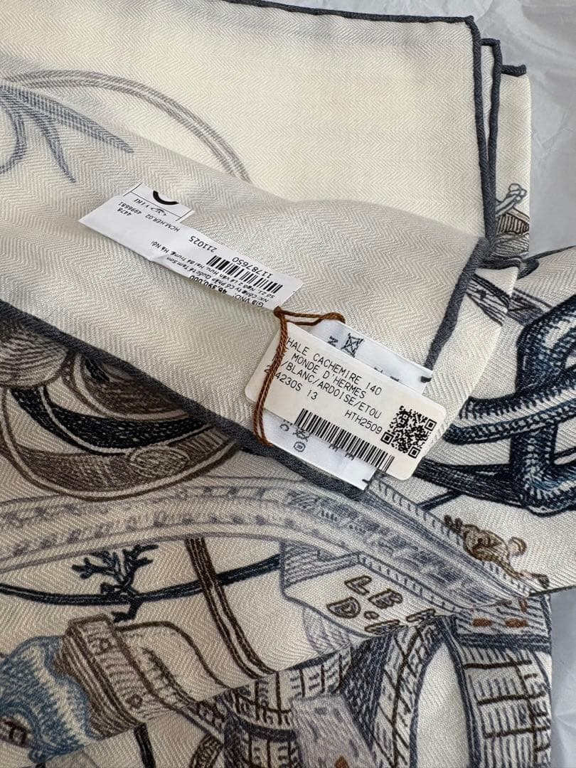 新品未使用 エルメス カレジェアン 《エルメスの世界》　カシシル　タグ付き