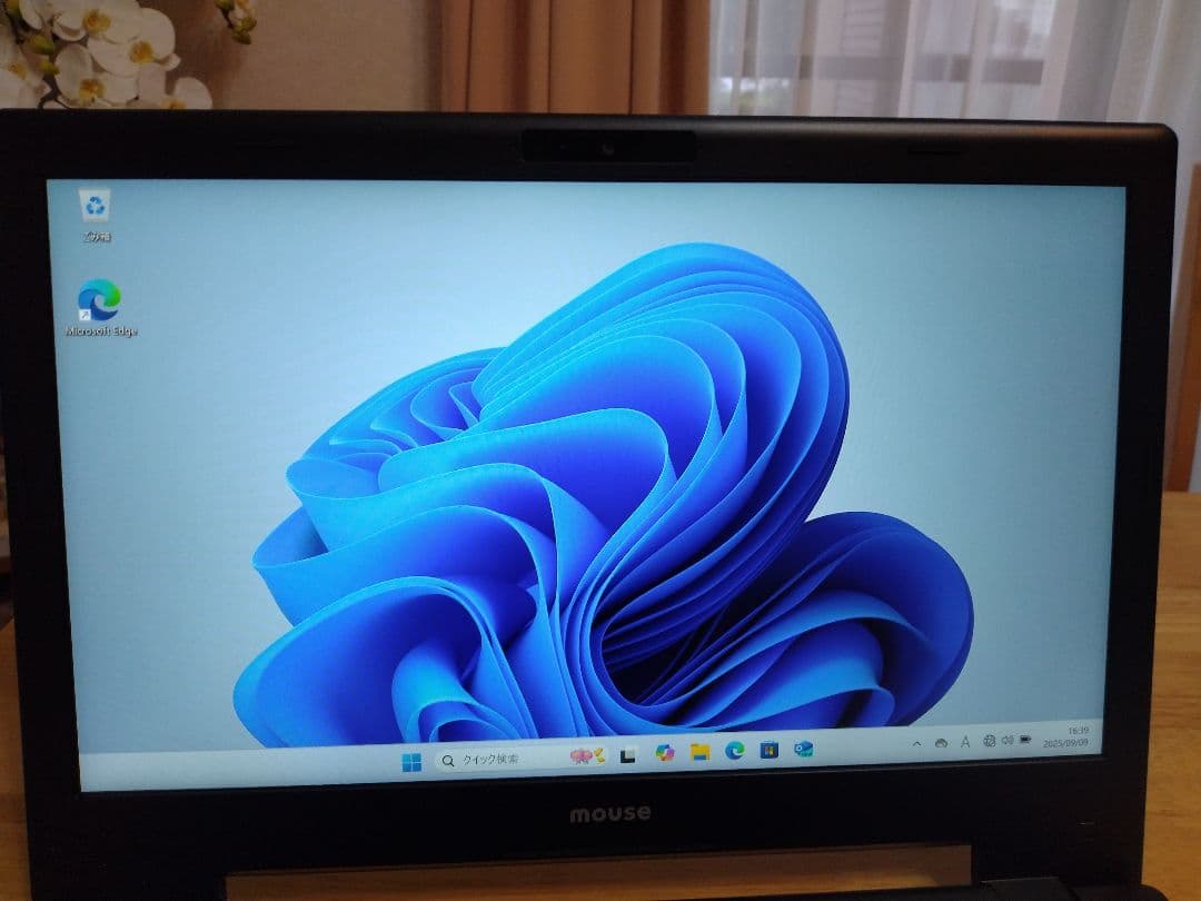 マウスコンピューター NB391H i5 8250U 8GB SSD240